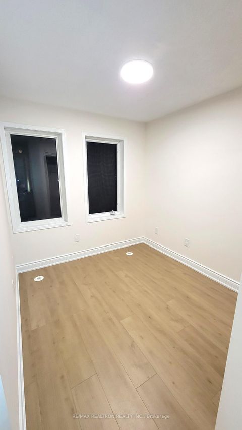 Photo 12 at 90 - 65 Turntable Crescent, Junction, Toronto