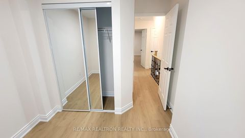 Photo 13 at 90 - 65 Turntable Crescent, Junction, Toronto