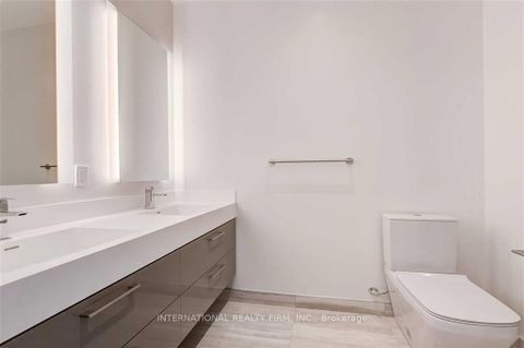 Photo 11 at 5409 - 1 Yorkville Avenue, Annex, Toronto