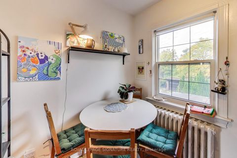 Photo 12 at 6 Brandon Avenue, Junction, Toronto