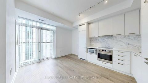 Photo 4 at 603 - 10 Honeycrisp Crescent, Vaughan Corporate Centre, Vaughan