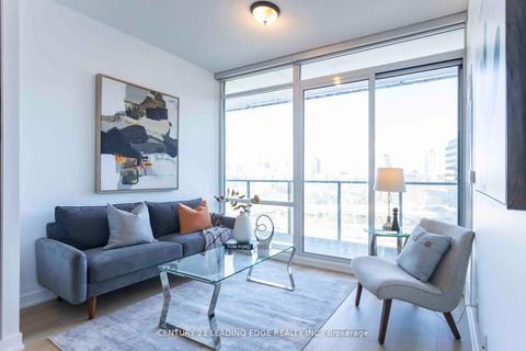 Photo 3 at S810 - 120 Bayview Avenue, Waterfront Communities C8, Toronto