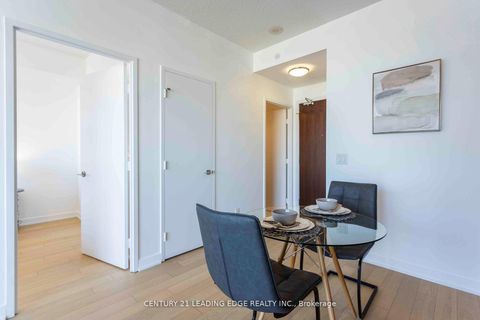 Photo 11 at S810 - 120 Bayview Avenue, Waterfront Communities C8, Toronto