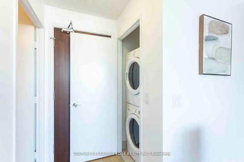 Photo 17 at S810 - 120 Bayview Avenue, Waterfront Communities C8, Toronto