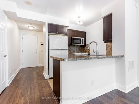 Photo 12 at 324 - 25 Greenview Avenue, Newtonbrook West, Toronto
