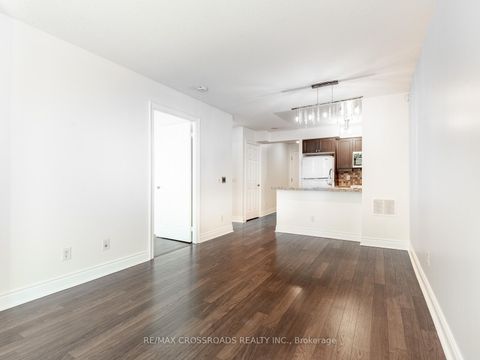 Photo 18 at 324 - 25 Greenview Avenue, Newtonbrook West, Toronto