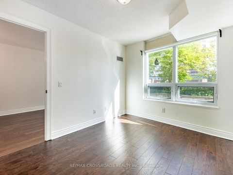 Photo 21 at 324 - 25 Greenview Avenue, Newtonbrook West, Toronto