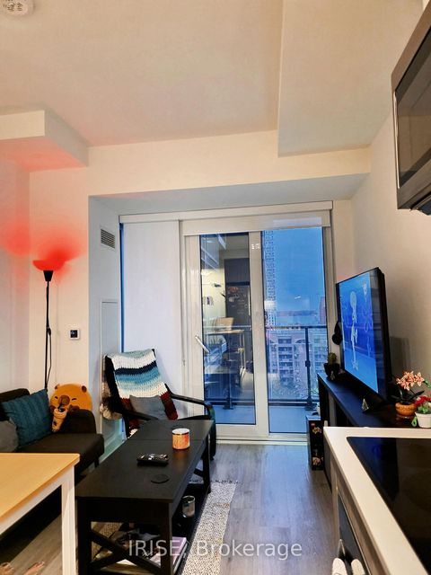 Photo 8 at 1034 - 70 Princess Street, Waterfront Communities C8, Toronto