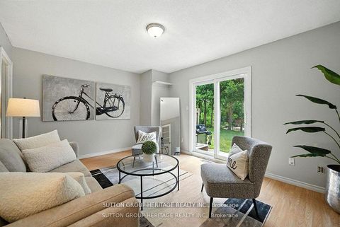 Photo 6 at 29 - 601 Galahad Drive, Eastdale, Oshawa