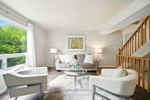 Photo 11 at 29 - 601 Galahad Drive, Eastdale, Oshawa