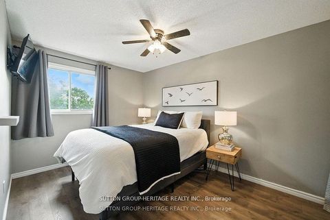 Photo 23 at 29 - 601 Galahad Drive, Eastdale, Oshawa