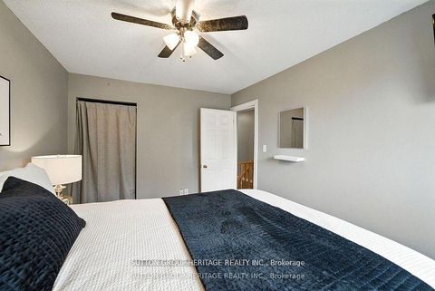 Photo 24 at 29 - 601 Galahad Drive, Eastdale, Oshawa