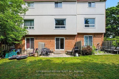 Photo 34 at 29 - 601 Galahad Drive, Eastdale, Oshawa