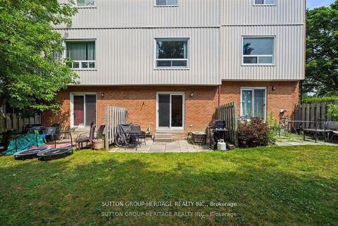 Photo 38 at 29 - 601 Galahad Drive, Eastdale, Oshawa