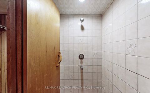 Photo 31 at 331 Boisdale Avenue, Harding, Richmond Hill