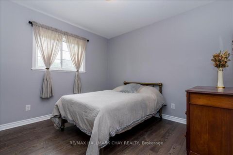 Photo 17 at 1047 LARCH Street, Rural Innisfil, Innisfil