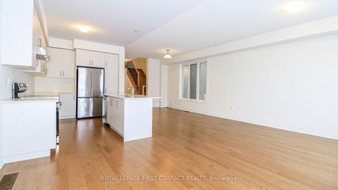 Photo 10 at 27 Greer Street, Rural Barrie Southeast, Barrie