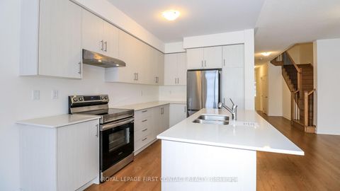 Photo 11 at 27 Greer Street, Rural Barrie Southeast, Barrie