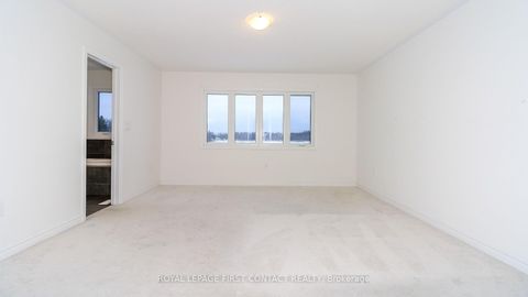 Photo 19 at 27 Greer Street, Rural Barrie Southeast, Barrie