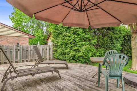 Photo 25 at 43 Stoddart Drive, Aurora Highlands, Aurora