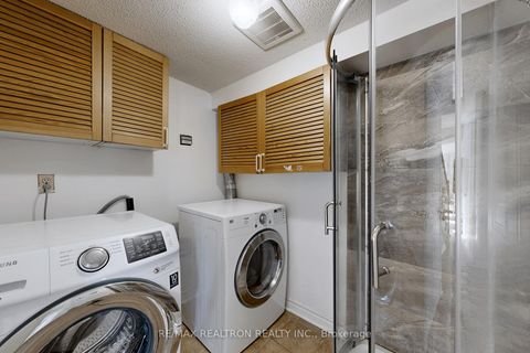 Photo 22 at 204 Chelwood Drive, Brownridge, Vaughan