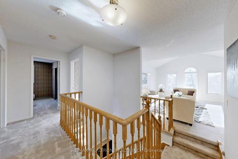 Photo 23 at 204 Chelwood Drive, Brownridge, Vaughan