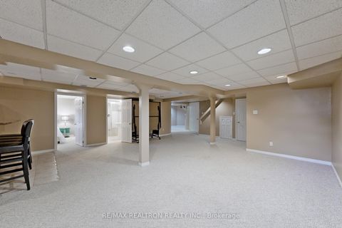 Photo 37 at 204 Chelwood Drive, Brownridge, Vaughan