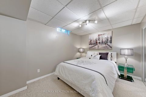 Photo 41 at 204 Chelwood Drive, Brownridge, Vaughan