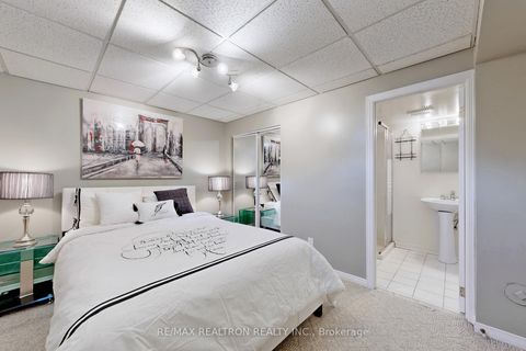 Photo 42 at 204 Chelwood Drive, Brownridge, Vaughan