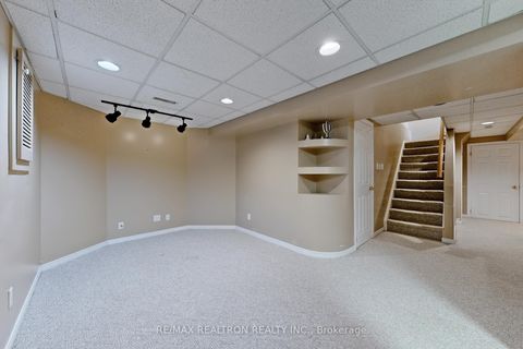 Photo 43 at 204 Chelwood Drive, Brownridge, Vaughan