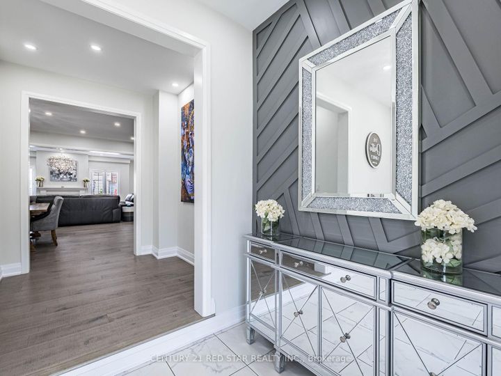 Photo 3 at 22 Rolling Rock Way, Bram West, Brampton