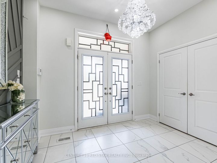 Photo 4 at 22 Rolling Rock Way, Bram West, Brampton