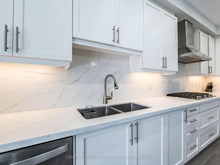 Photo 12 at 22 Rolling Rock Way, Bram West, Brampton