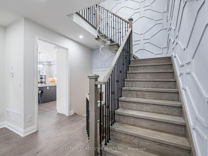 Photo 18 at 22 Rolling Rock Way, Bram West, Brampton