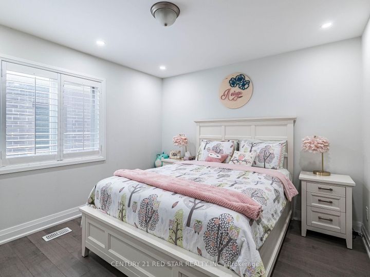 Photo 27 at 22 Rolling Rock Way, Bram West, Brampton