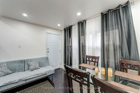 Photo 12 at 1-2 - 75 Avenue Street, Central, Oshawa