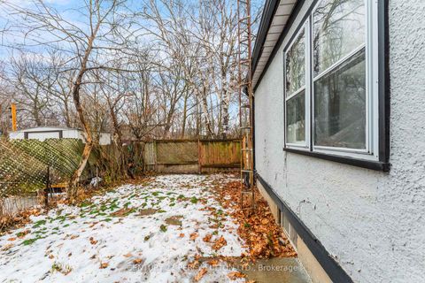 Photo 26 at 1-2 - 75 Avenue Street, Central, Oshawa
