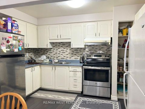 Photo 7 at 234 - 260 John Garland Boulevard, Clairville, Toronto