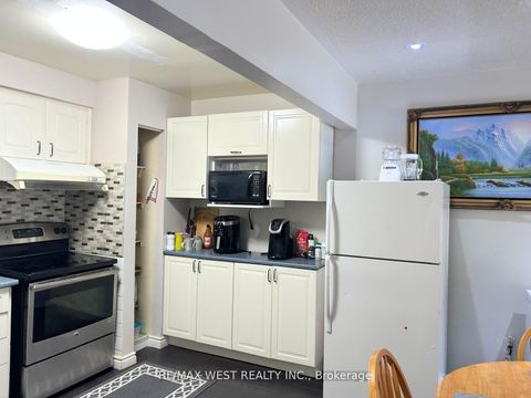 Photo 8 at 234 - 260 John Garland Boulevard, Clairville, Toronto