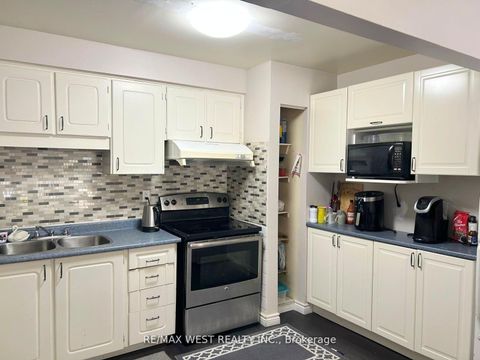 Photo 9 at 234 - 260 John Garland Boulevard, Clairville, Toronto