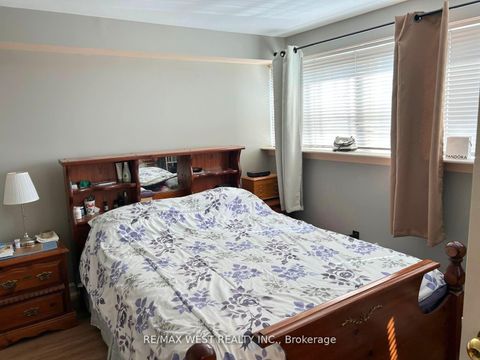 Photo 10 at 234 - 260 John Garland Boulevard, Clairville, Toronto