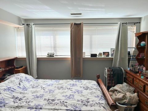 Photo 11 at 234 - 260 John Garland Boulevard, Clairville, Toronto