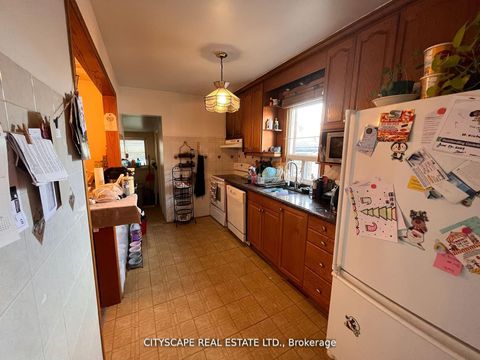 Photo 18 at 244 Rosethorn Avenue, Eglinton West, Toronto