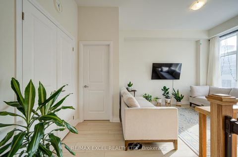 Photo 3 at 31 Millman Lane, Rural Richmond Hill, Richmond Hill