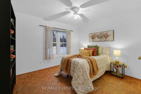 Photo 26 at 62 Luba Avenue, Devonsleigh, Richmond Hill