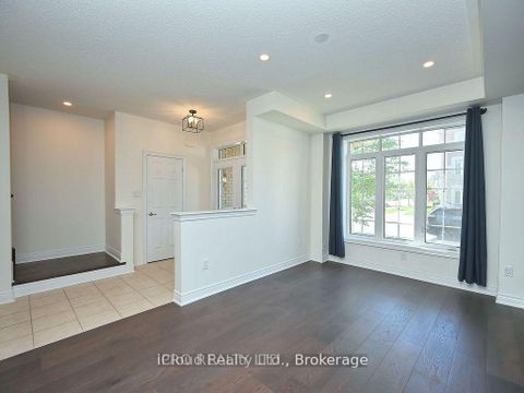 Photo 8 at 3069 Preserve Drive, GO Glenorchy, Oakville