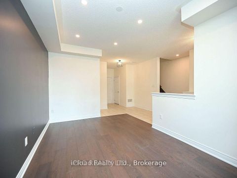 Photo 9 at 3069 Preserve Drive, GO Glenorchy, Oakville