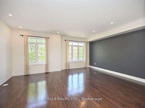 Photo 15 at 3069 Preserve Drive, GO Glenorchy, Oakville