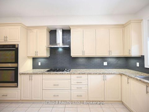 Photo 24 at 3069 Preserve Drive, GO Glenorchy, Oakville