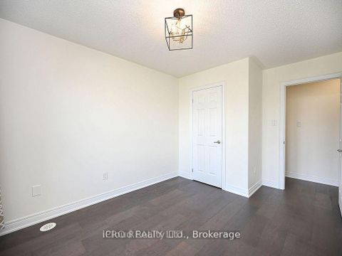 Photo 34 at 3069 Preserve Drive, GO Glenorchy, Oakville